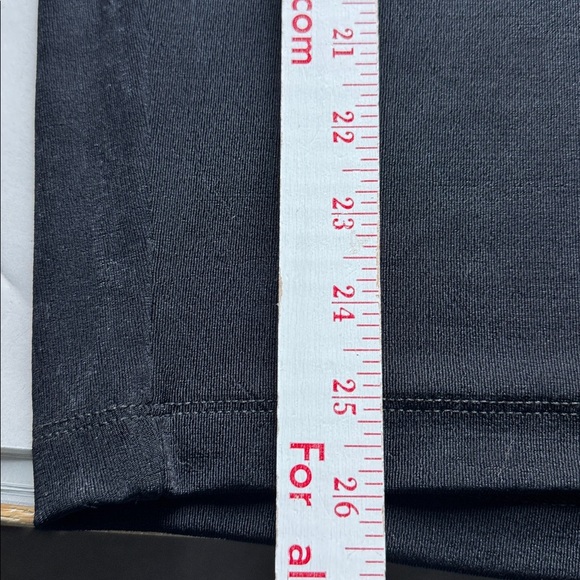 CHICO'S TRAVELER'S Slinky Black Midi skirt Business Casual Travel Work Pull on - Picture 4 of 5